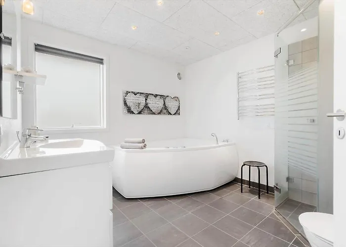 Bv299-blavand-fyrvej-82 *